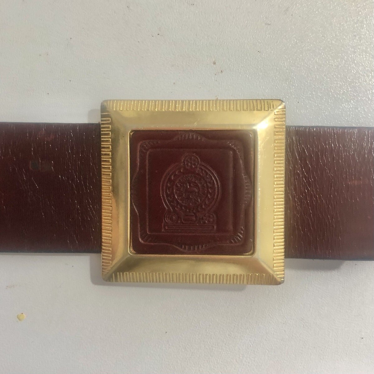 Vintage Laurel Burgundy Red Leather Belt Gold Buckle Made in  display picture 1