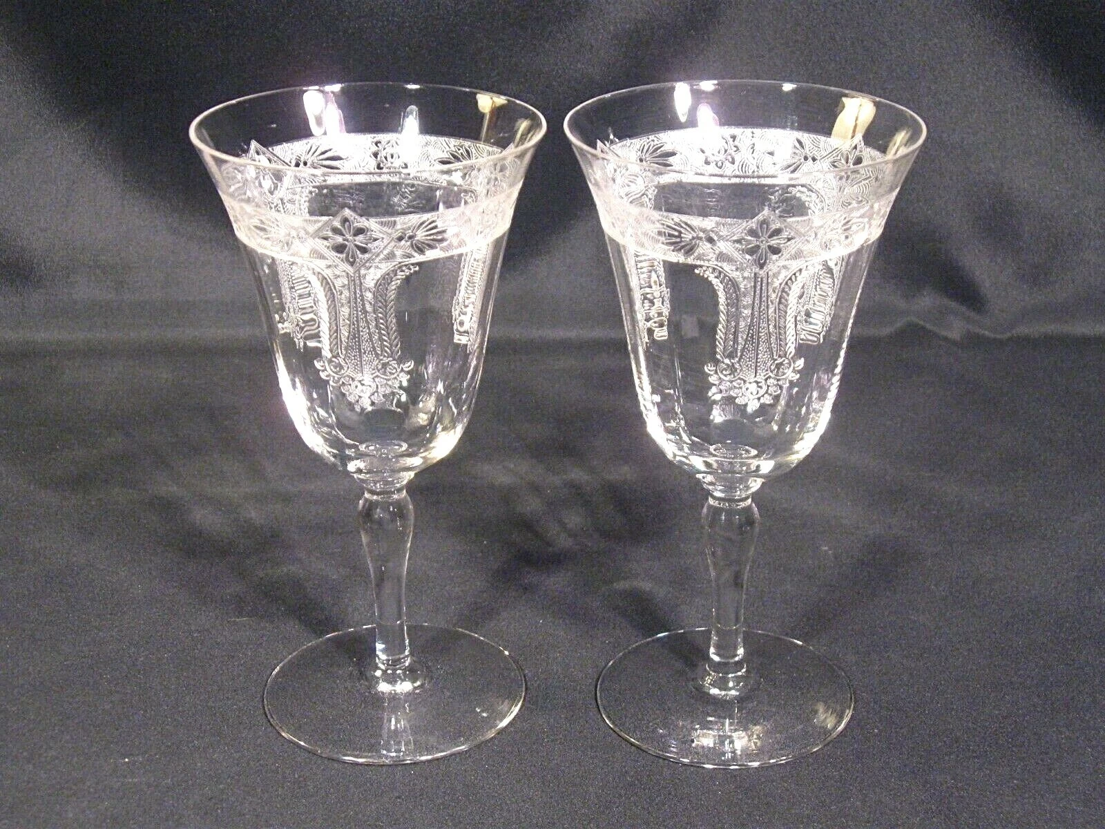 Glastonbury Lotus Martha Water Goblet Set of 2