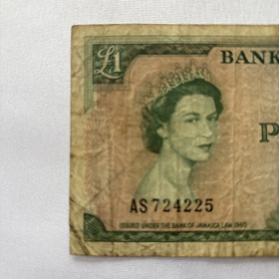 1960 Queen Elizabeth BANK OF JAMAICA ONE POUND BANKNOTE Bill - Image 3 of 4