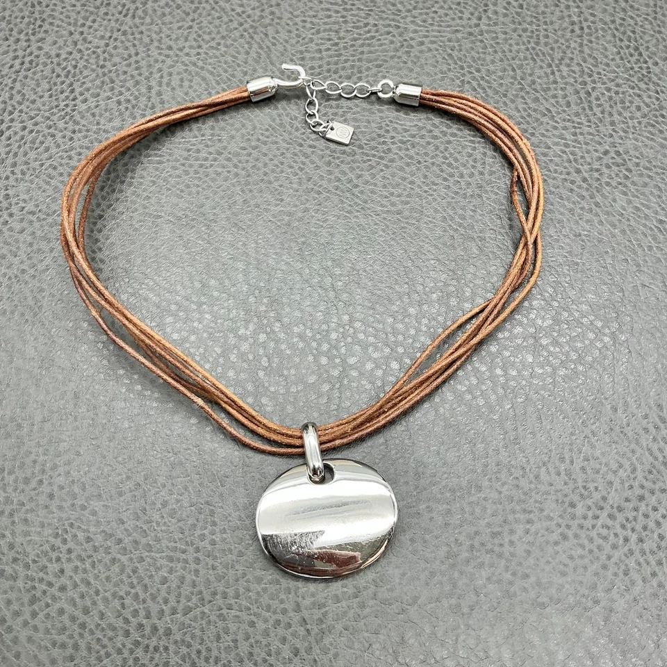 Ожерелье женское Nine West из нескольких нитей кожи серебристое дисковая подвеска коричневое - Изображение 2 из 4