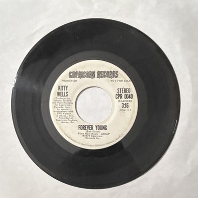 Kitty Wells Forever Young Capricorn CPR 0040 Promo 7'' Vinyl Record 1974