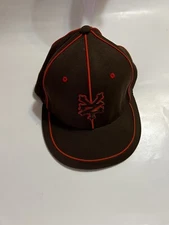 ZOO YORK Flat Billed Flex FITTED S/M Hat Baseball brown with red lines