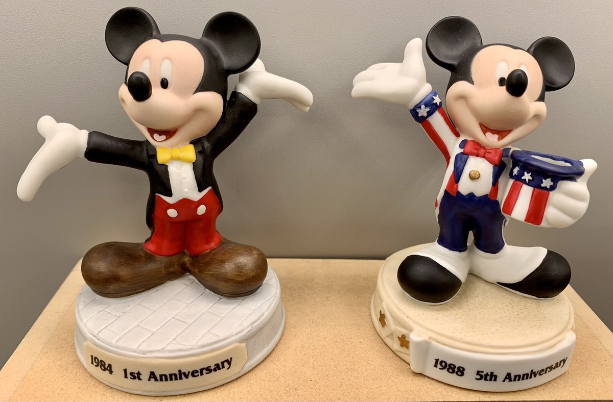 Mickey Mouse Tokyo Disneyland 15th Anniversary 4 Figure Set
