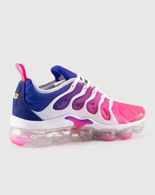 size 9 womens vapormax plus