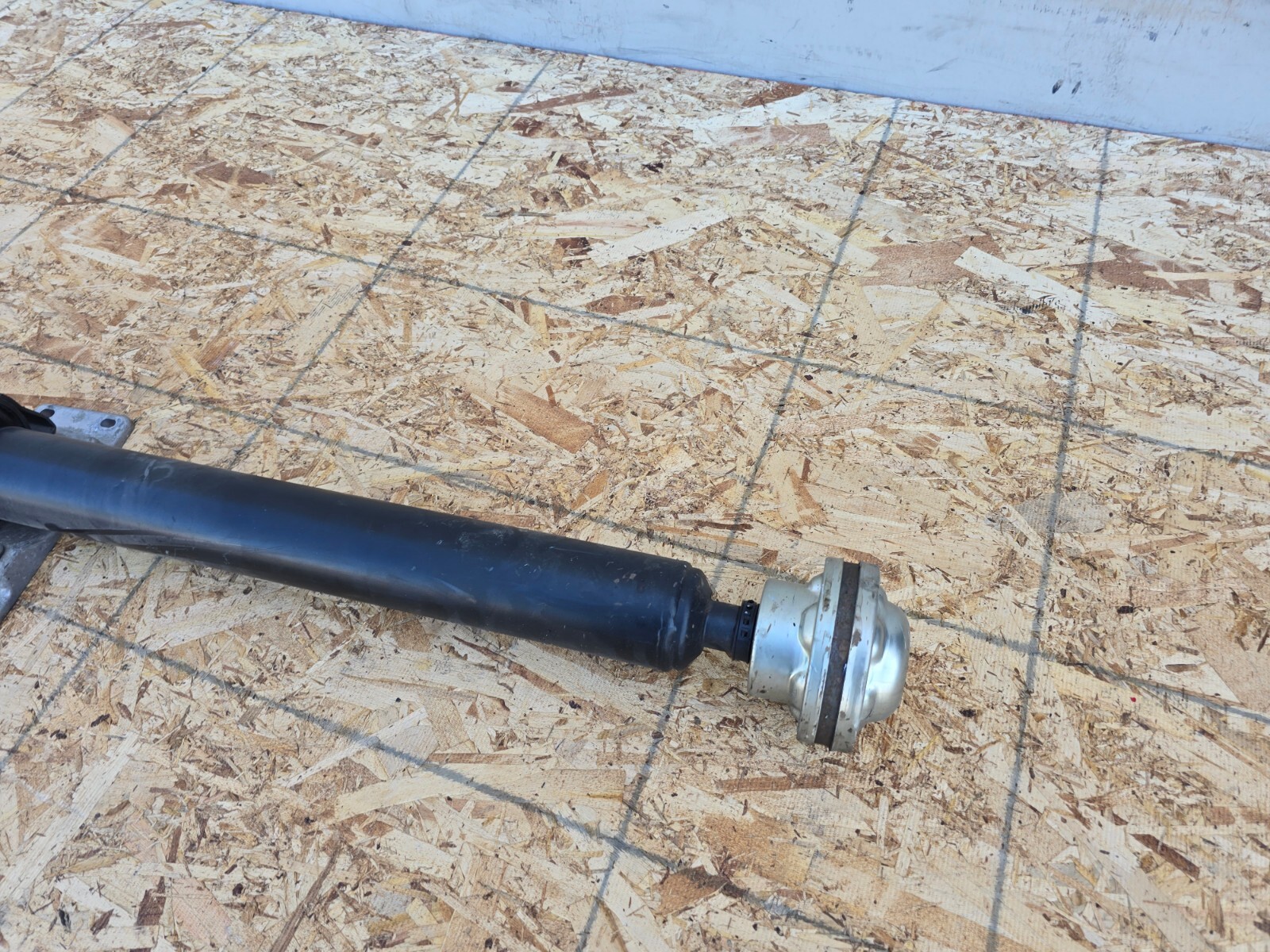 REAR AXLE DRIVESHAFT PROP DRIVE SHAFT OEM 08-17 MASERATI GRANTURISMO M145