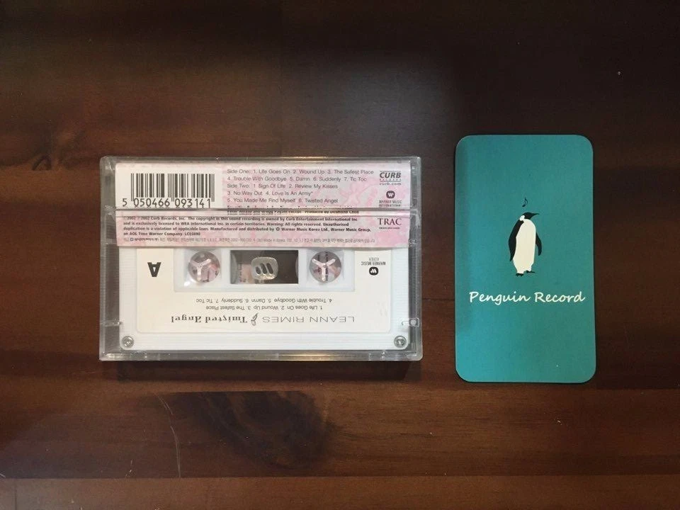 LEANN RIMES - TWISTED ANGEL CASSETTE TAPE KOREA EDITION SEALED - Image 3 of 3