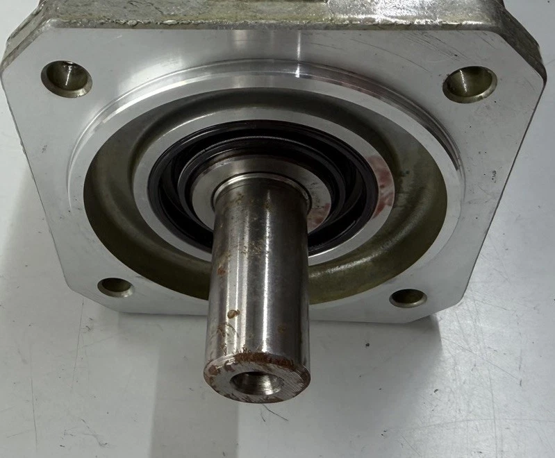 Siemens 3~Permanent Magnet Motor Synchronous Motor 1FK7042-5AF71-1FH2 - Image 2 of 3