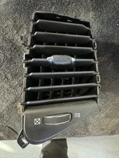 2014-2021 JEEP GRAND CHEROKEE FRONT DASH RIGHT CENTER AC HEATER AIR VENT