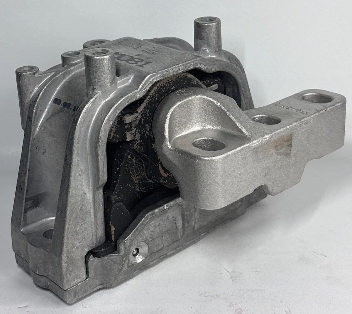 Genuine VW Engine Mount OEM 1K0199262CE New Open Box photo 3