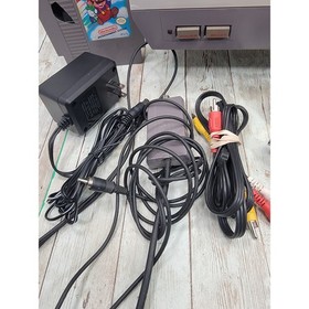 Original Nintendo NES System Console 2 Controllers Hook Ups & AV 3 Free Games