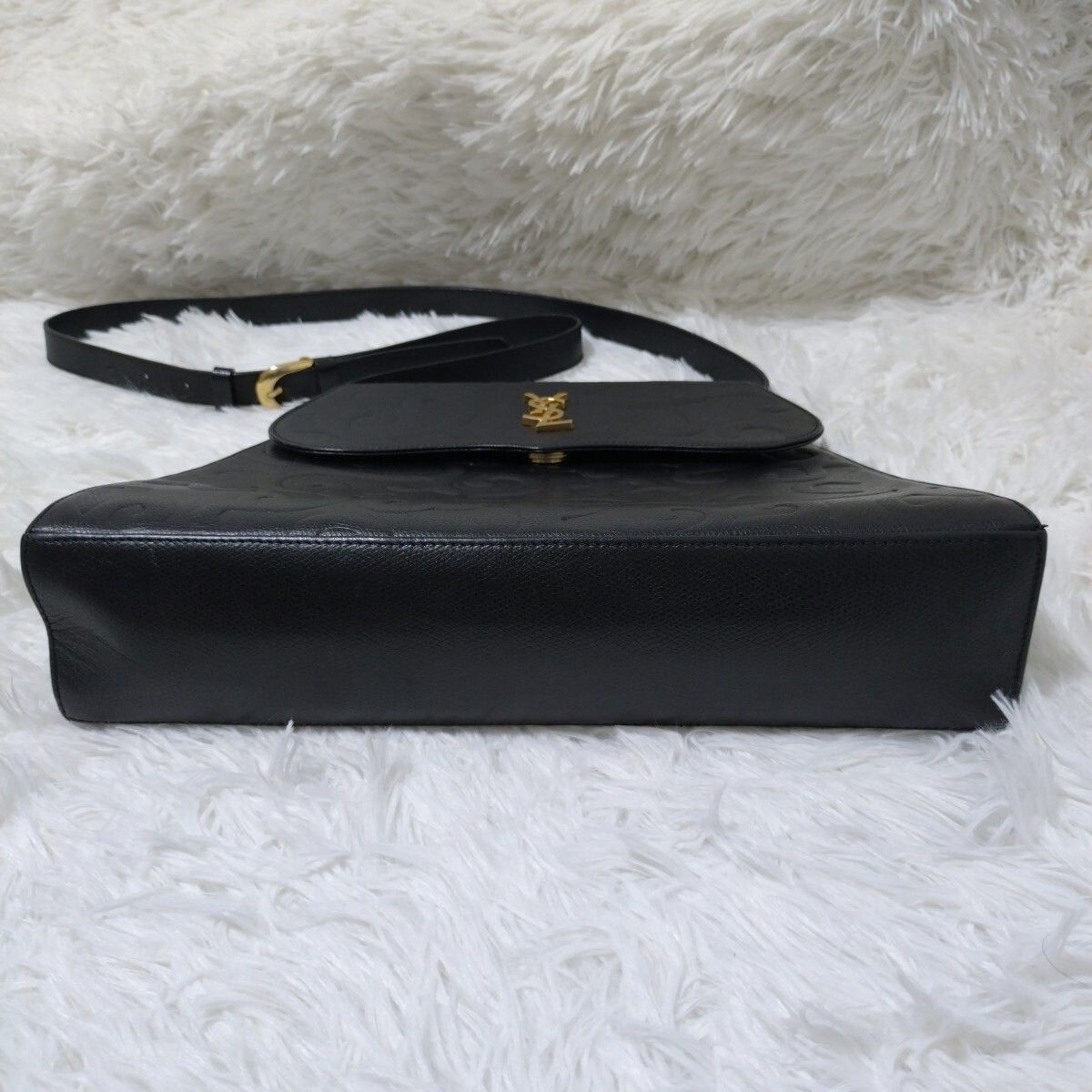 Borsa a tracolla YVES SAINT LAURENT vintage arabesca nera pelle YSL con cartellino