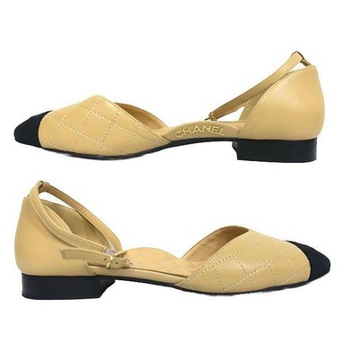 CHANEL Mary Jane Flat Low heel Ankle strap Pumps Beige x Black 
