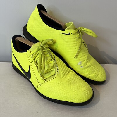 nike phantom neon yellow