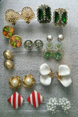 Vntg Clip On Screwback Earring Lot 11 Pair Rhinestone Enameled Costume Jewelry