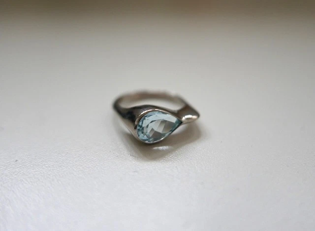 Ring mit Aquamarin-Tropfen ca. 2,0 ct 750 Weiß-Gold Gr. 57 - Bild 2 von 4