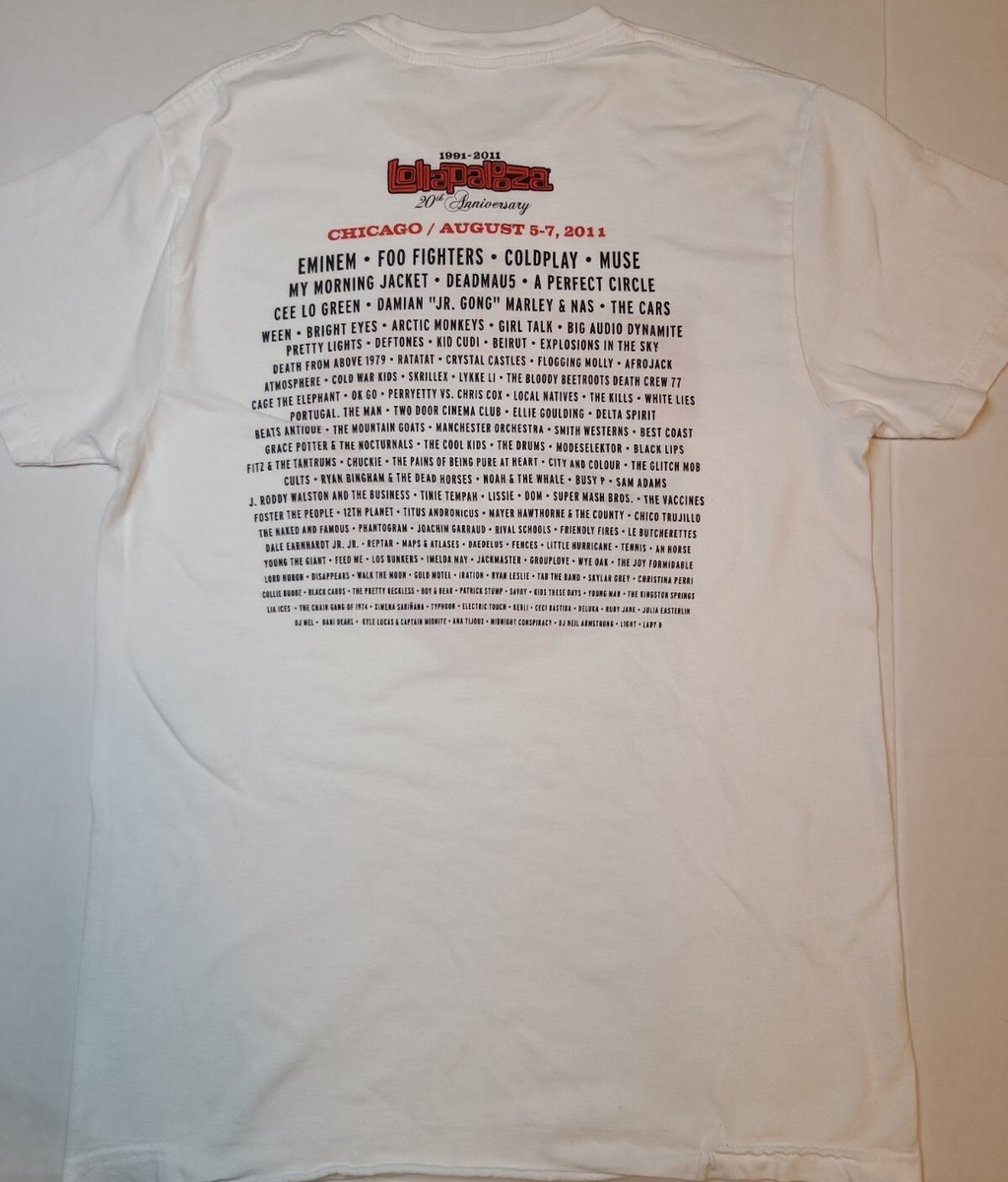 Vintage Lollapalooza 2011 Shirt Size small 20th Anniversary