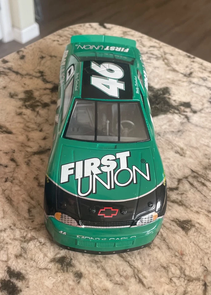 NASCAR 1:24 Wally Dallenbach #46 Primera Unión 1995 Monte Carlo (Campeones de Carreras) Foto 2 de 4