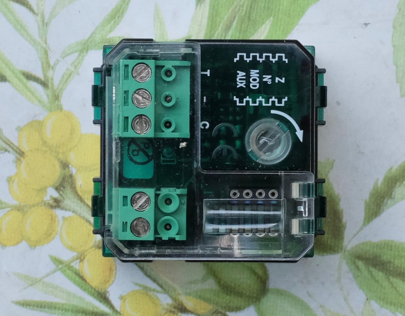 Interface alarme Bticino N4612 Arnould blanc : résoud la compatibilité domotique NC - 4