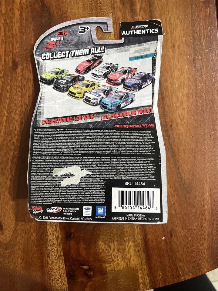 #14 CLINT BOWYER - CAROLINA FORD CONCESIONARIOS FORD FUSION - WAVE 9 - 2017 - COCHE 1:64 Foto 2 de 2