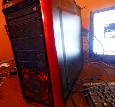 Black & RD ASU F2A85-MPRO  CUTOM AMD A SERIES    16 GB  Windows 10 PROGaming PC