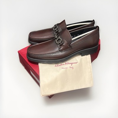 NEW Ferragamo Men display picture 1
