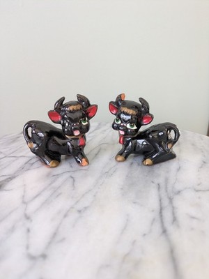 Vintage Black Redware Cows Figurines Set of 2