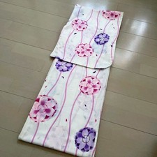 [Inutilizzato] Yukata Sakura taglia omaggio