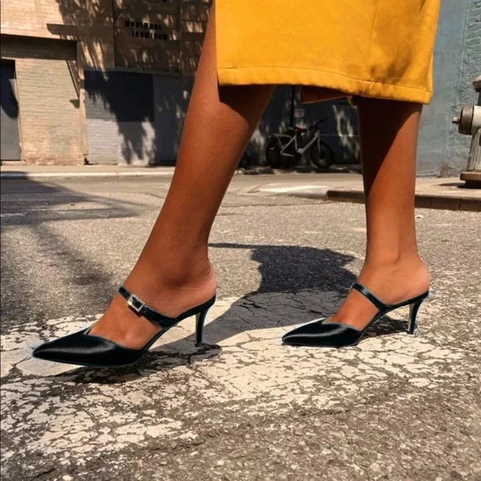 SJP Sarah Jessica Parker Gigi Mules Black Satin Crystal Buckle Pointed Sz 37 / 7 - Image 2 of 4