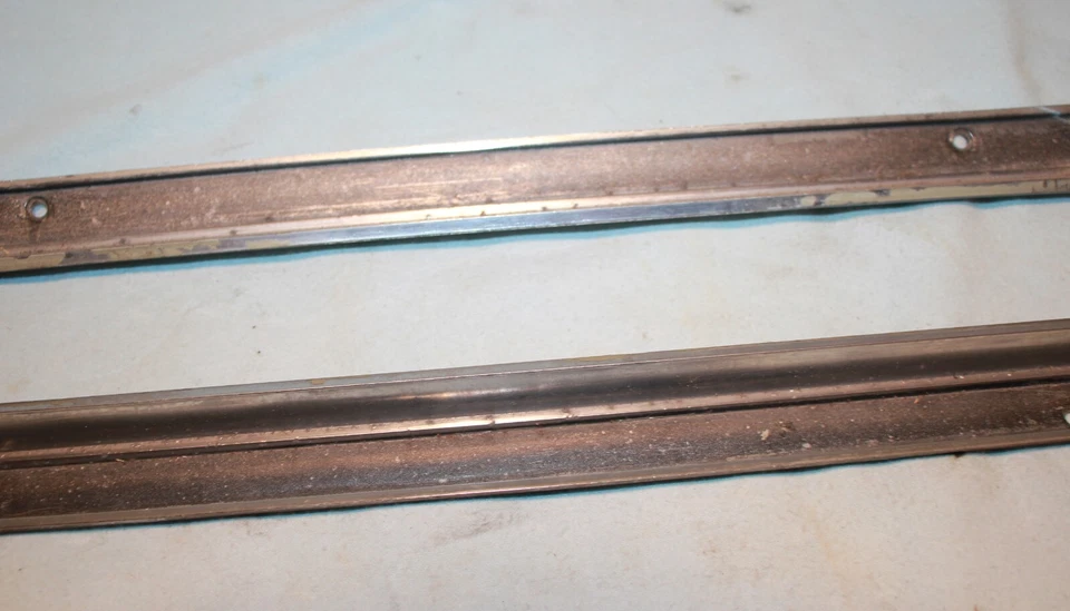 66 Oldsmobile Toronado Panel De Cabezal Delantero Faro Borde Nariz Foto 4 de 4