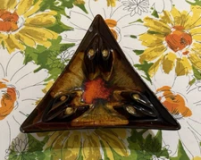 Vintage Ceramic Drip Lava Glazed MCM Triangle Ashtray USA Pottery