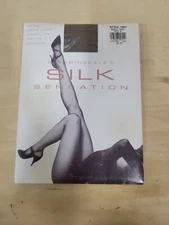 Bloomingdale's Silk Sensation Control Top Pantyhose Size B