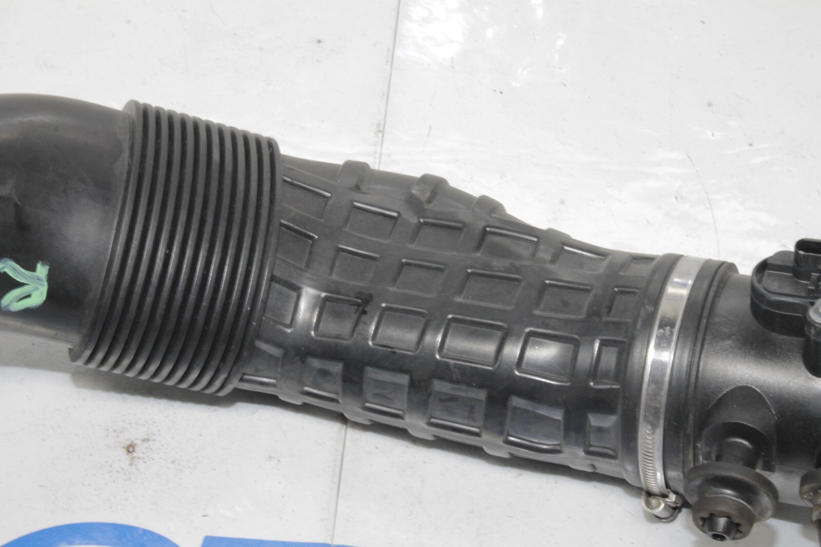 12-14 MCLAREN MP4-12C 12C 570 OEM RH PASSENGER INTAKE AIR DUCT TUBE 11F0246CP