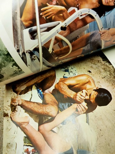 James Bond 007 Thunderball Japanese Cinema Programme / Brochure - Picture 7 of 12