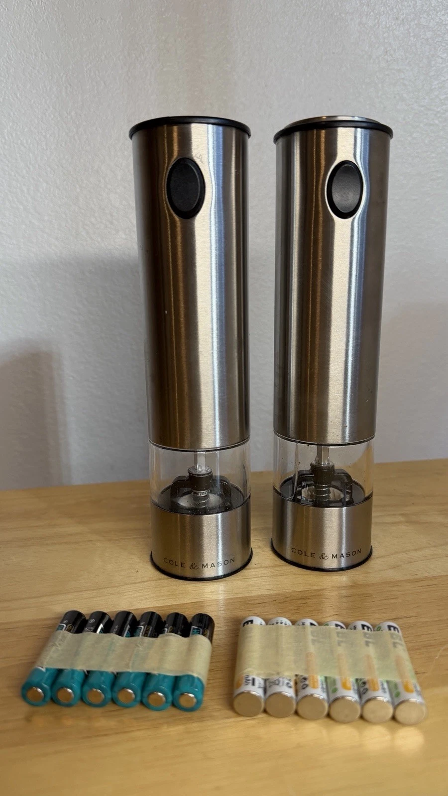 Cole & Mason Slimline Electric Salt & Pepper Mills + Batteries E-002