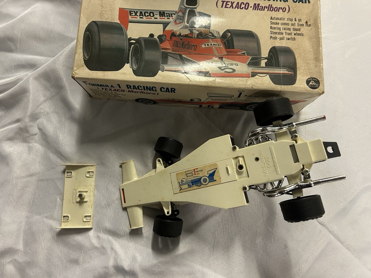 Vintage Formula-1 Racing Car Texaco-Marlboro SA-150 McClaren M23