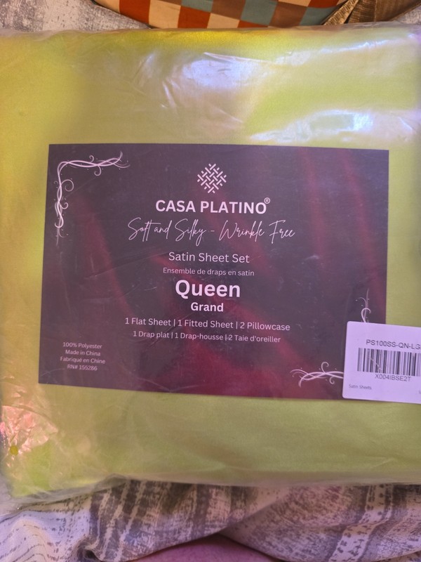 Casa platino soft and silky wrinkle free satin sheet set Queen 