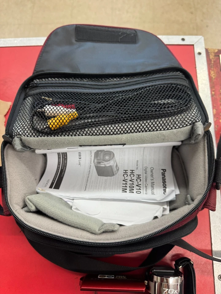 Panasonic V10 Camcorder - Black - Image 4 of 4