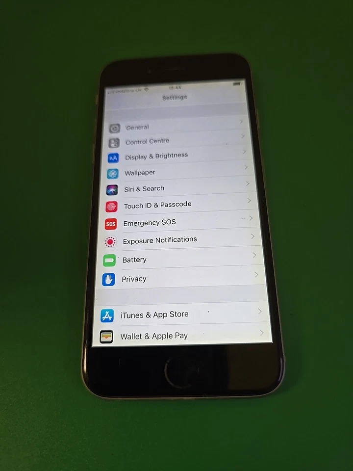 Apple iPhone 6 (Unlocked) A1586. 16gb in Space Grey. - (Read Desc (DK744) - Image 4 of 4