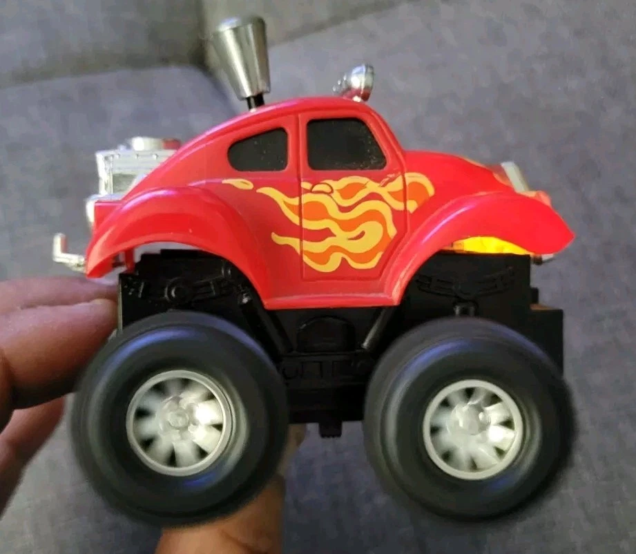 Stomper 4x4 Toys Beetle Vw Baja Road Busters Rare Truck Tested and runs vintage - Image 2 of 4