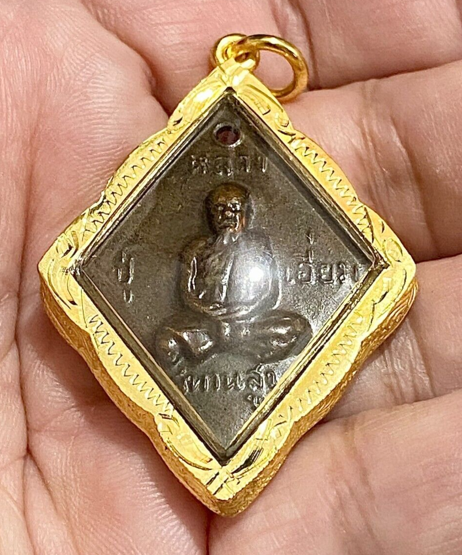 Phra Luang Pu Eiam Talisman Pendant Gold Plated Wat Saphansung Thai Buddha K804