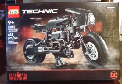 LEGO TECHNIC 42155 The Batman -- Batcycle (641 pcs)