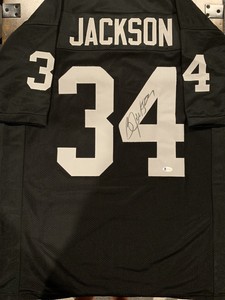 bo jackson autographed jersey