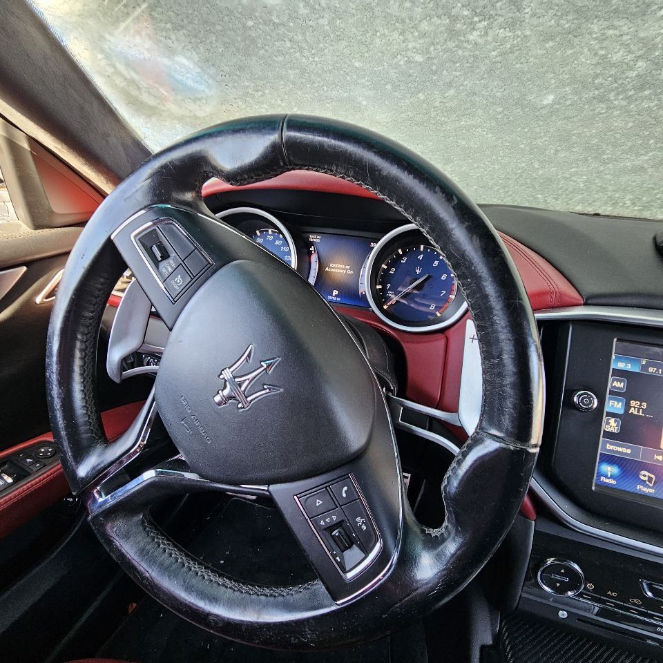 Maserati Ghibli 2014-2017 Steering column