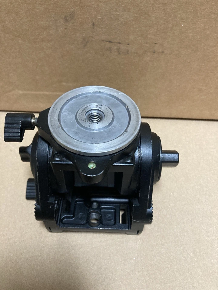 VT3510 Fluid Tripod Head - Image 3 of 4