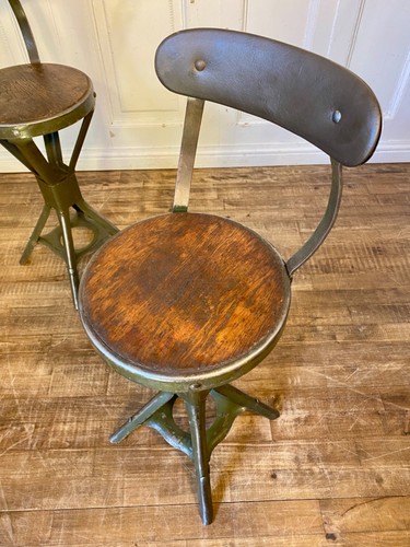 1 of 2 Vintage EVERTAUT Machinist Factory Work Bar Stool Industrial Chair - Picture 4 of 11