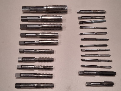 23 PIECES ASSORTED SAE 4 FLUTE TAPS-READ DESCRIPTION BELOW - EXCELLENT CONDITION