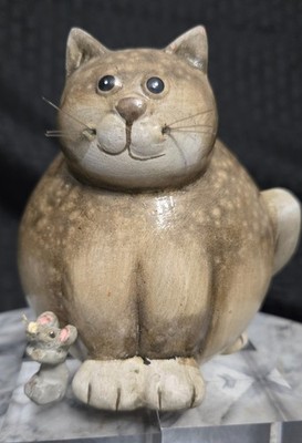 Delton Products ''Roly Poly'' Cat Figurine W/Mouse Hand-Painted
