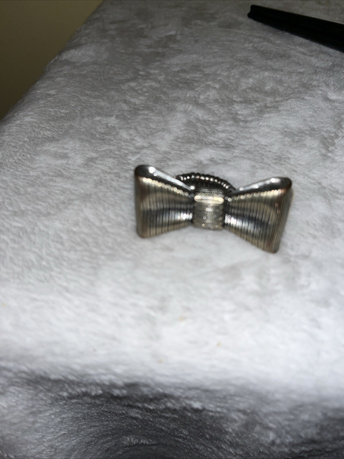 Ring Large bow, adjustable, size 5, Silvertone - image 4