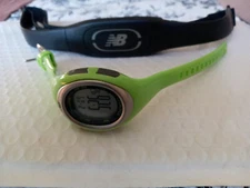 * NEW BALANCE * N4 HEART RATE MONITOR ' DESIGNED FOR WOMEN ' Lime Green '