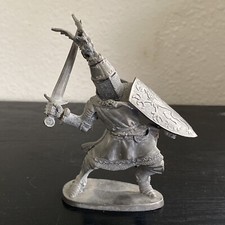 1983 Perth Pewter 4.5  Tall Knight In Armor Swinging Sword,